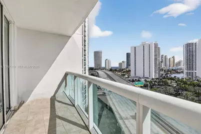 19400 Turnberry Way #1012, Aventura, FL 33180 - Photo 34