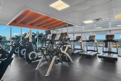 1717 N Bayshore Dr #A-1132, Miami, FL 33132 - Photo 12