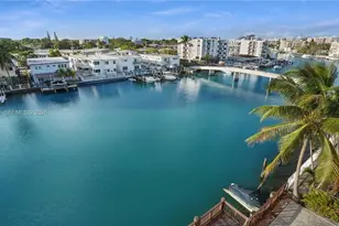 8024 Tatum Waterway Dr, Miami Beach, FL 33141 - Photo 2