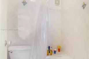 8024 Tatum Waterway Dr, Miami Beach, FL 33141 - Photo 22