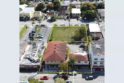 2554 SW 8th St, Miami, FL 33135 - Photo 10