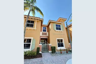 14304 SW 11th St #1102, Pembroke Pines, FL 33027 - Photo 2