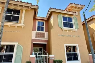 14304 SW 11th St, Pembroke Pines, FL 33027 - Photo 2