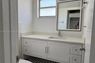 1333 E Hallandale Beach Blvd, Hallandale Beach, FL 33009 - Photo 10