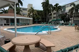 1333 E Hallandale Beach Blvd, Hallandale Beach, FL 33009 - Photo 16