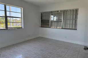 1333 E Hallandale Beach Blvd, Hallandale Beach, FL 33009 - Photo 12