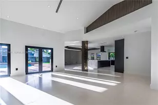 6650 SW 94th Ave, Miami, FL 33173 - Photo 8