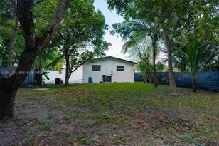 2600 NW 108th St, Miami, FL 33167 - Photo 40