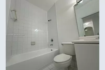 2524 SE 16th Rd #102, Homestead, FL 33035 - Photo 18