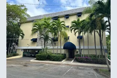 427 Santander Ave #101, Coral Gables, FL 33134 - Photo 2