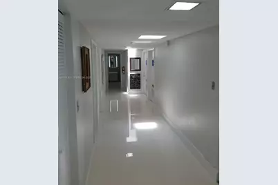 3213 N Ocean Blvd #5 window, Fort Lauderdale, FL 33308 - Photo 8