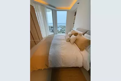 4775 Collins Ave #3706, Miami Beach, FL 33140 - Photo 8