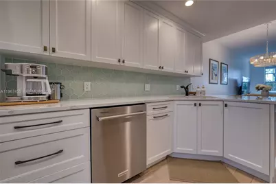 136 Ashley Ct, Jupiter, FL 33458 - Photo 16
