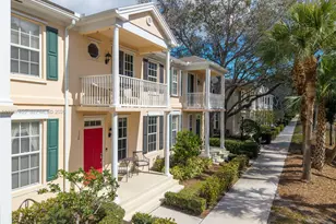 136 Ashley Ct, Jupiter, FL 33458 - Photo 2