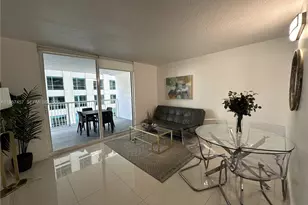 1200 Brickell Bay Dr, Miami, FL 33131 - Photo 4