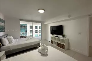 1200 Brickell Bay Dr, Miami, FL 33131 - Photo 10