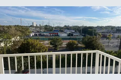 16465 NE 22nd Ave #514, North Miami Beach, FL 33160 - Photo 10