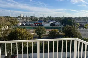 16465 NE 22nd Ave, North Miami Beach, FL 33160 - Photo 10