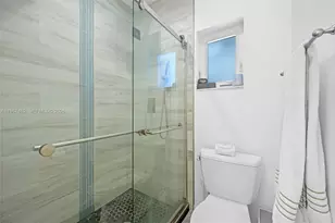 7200 NW 11th Ct, Plantation, FL 33313 - Photo 16