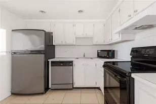 1200 NE Miami Gardens Dr, Miami, FL 33179 - Photo 10