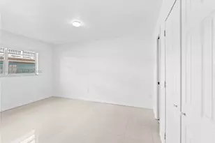 633 S Royal Poinciana Blvd, Miami Springs, FL 33166 - Photo 8