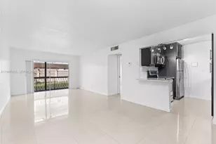 633 S Royal Poinciana Blvd, Miami Springs, FL 33166 - Photo 2