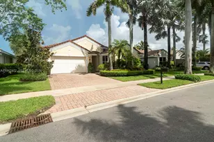 1833 Harbor View Cir, Weston, FL 33327 - Photo 2