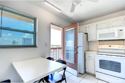 301 NE 14th Ave #702, Hallandale Beach, FL 33009 - Photo 18