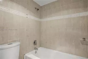 20500 W Country Club Dr, Aventura, FL 33180 - Photo 14