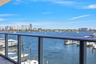 17301 Biscayne Blvd, North Miami Beach, FL 33160 - Photo 2