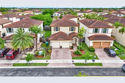 22746 SW 92nd Pl, Cutler Bay, FL 33190 - Photo 38