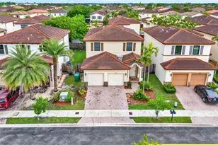 22746 SW 92nd Pl, Cutler Bay, FL 33190 - Photo 38