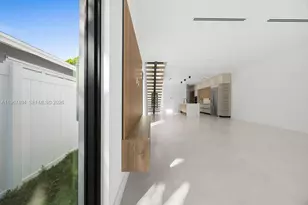 608 SW 16th Ct, Fort Lauderdale, FL 33315 - Photo 22