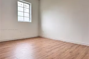 1525 Euclid Ave, Miami Beach, FL 33139 - Photo 4