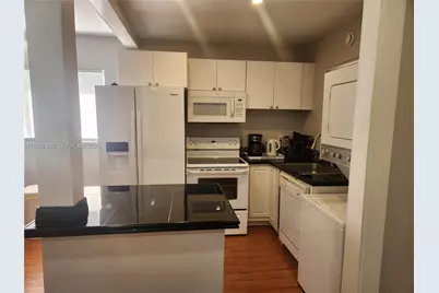 3050 NE 5th Ter #10, Wilton Manors, FL 33334 - Photo 8