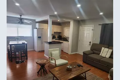 3050 NE 5th Ter #10, Wilton Manors, FL 33334 - Photo 4