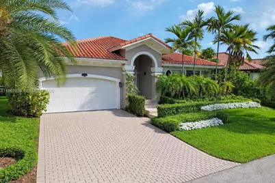 7733 SW 193rd St, Cutler Bay, FL 33157 - Photo 2