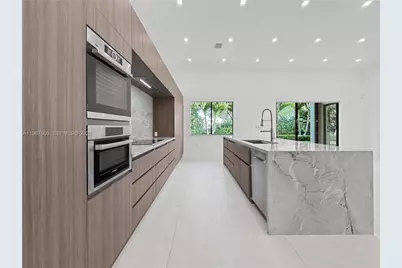 7733 SW 193rd St, Cutler Bay, FL 33157 - Photo 10