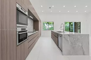 7733 SW 193rd St, Cutler Bay, FL 33157 - Photo 10