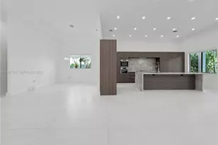 7733 SW 193rd St, Cutler Bay, FL 33157 - Photo 6