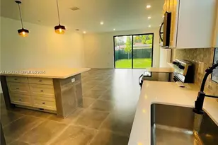 2737 SW 2nd St, Miami, FL 33135 - Photo 20