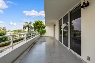 555 NE 34th St, Miami, FL 33137 - Photo 24