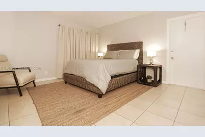 20 SE 12th St, Dania Beach, FL 33004 - Photo 12