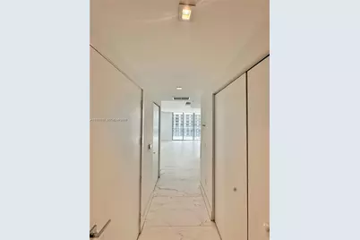 488 NE 18th St #4304, Miami, FL 33132 - Photo 10
