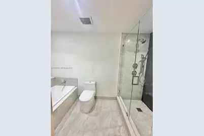 488 NE 18th St #4304, Miami, FL 33132 - Photo 16