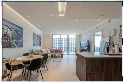 488 NE 18th St #4304, Miami, FL 33132 - Photo 2