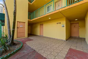 606 W 81st St, Hialeah, FL 33014 - Photo 24