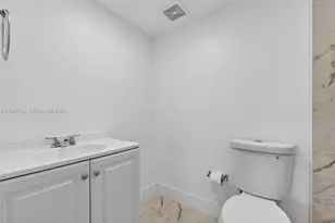606 W 81st St, Hialeah, FL 33014 - Photo 2