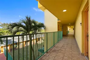 606 W 81st St, Hialeah, FL 33014 - Photo 22
