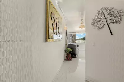 12 Seacrest Pkwy #3, Hollywood, FL 33019 - Photo 40